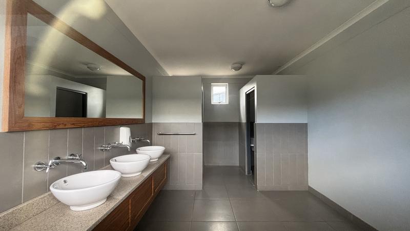 To Let commercial Property for Rent in Paarden Eiland Western Cape